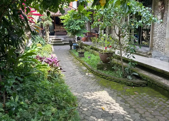 Homestay Nirvana *